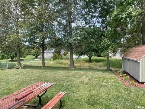 3315 E Fox Run Dr, Quincy, IL 62301 photo 23