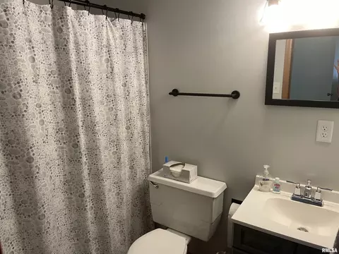 3315 E Fox Run Dr, Quincy, IL 62301 photo 15