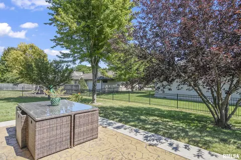 258 Maggie Dr, Springfield, IL 62711 photo 32