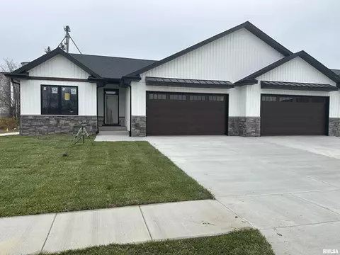 1500 Dearborn Dr, Springfield, IL 62711 photo 2