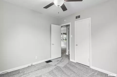 2068 N 7th St, Springfield, IL 62702 photo 17