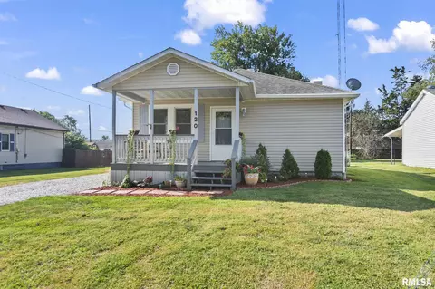 120 W Main St, Thayer, IL 62689