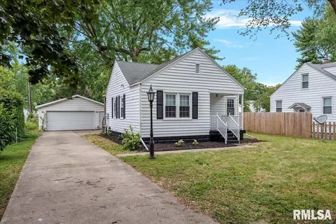 3237 Sheridan St, Springfield, IL 62703 photo 3