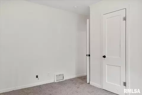 3237 Sheridan St, Springfield, IL 62703 photo 19