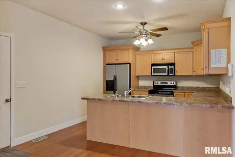 4860 Leah Dr, Springfield, IL 62711 photo 11