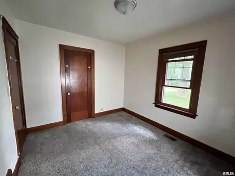 413 N Daniel Ave, Springfield, IL 62702 photo 5