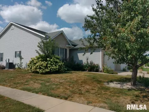 2711 Covered Wagon Trl, Springfield, IL 62711 photo 2