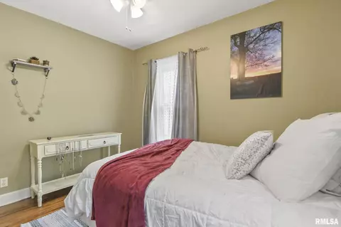 2437 S 4th St, Springfield, IL 62703 photo 14