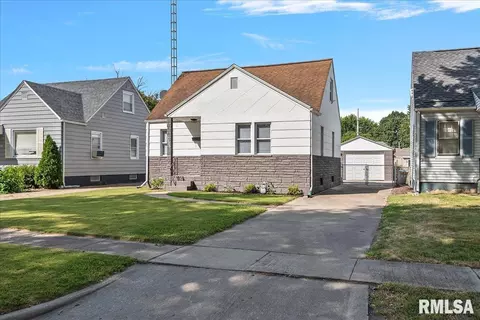 2025 N 20th St, Springfield, IL 62702