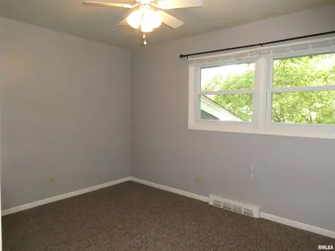 44 Glen Aire Dr, Springfield, IL 62703 photo 16