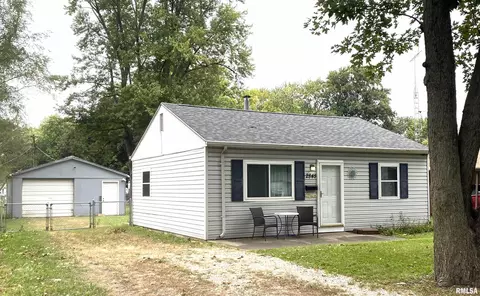 2845 S Hoover Ave, Springfield, IL 62703