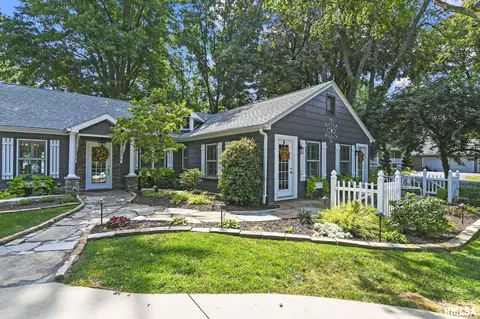 100 S Fox Ml, Springfield, IL 62712 photo 9