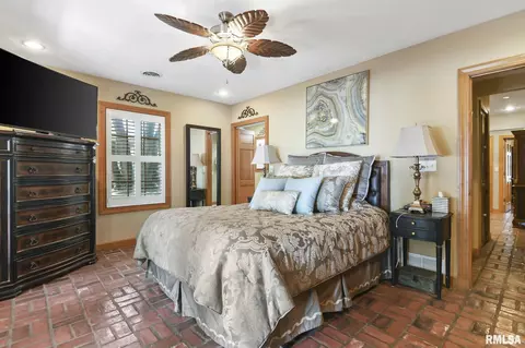100 S Fox Ml, Springfield, IL 62712 photo 39