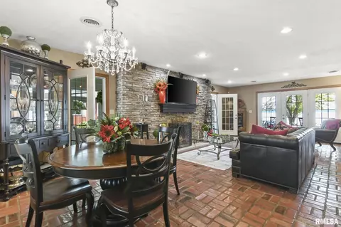 100 S Fox Ml, Springfield, IL 62712 photo 33