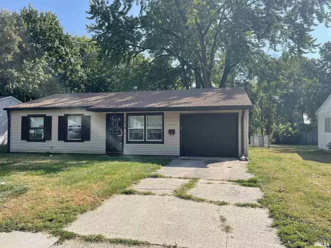 1830 Brian Ln, Springfield, IL 62703