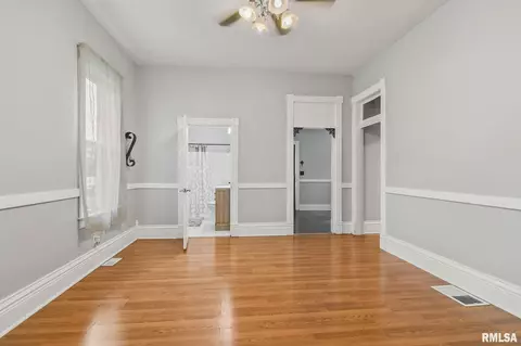 1808 S 2nd St, Springfield, IL 62704 photo 9