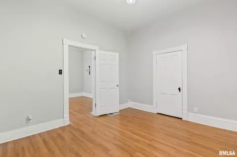 1808 S 2nd St, Springfield, IL 62704 photo 12