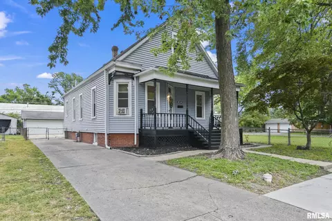 1808 S 2nd St, Springfield, IL 62704 photo 2