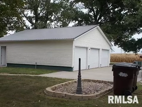 4 E 500 N Rd, Morrisonville, IL 62546 photo 3