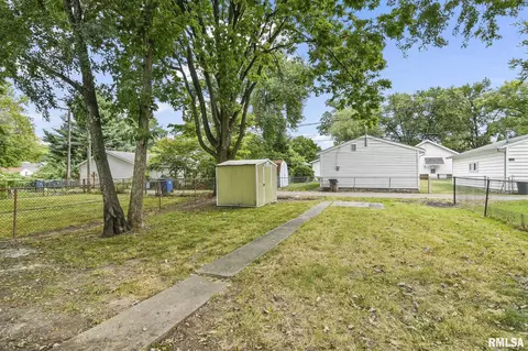 2400 Holmes Ave, Springfield, IL 62704 photo 27