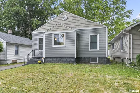 2400 Holmes Ave, Springfield, IL 62704 photo 4