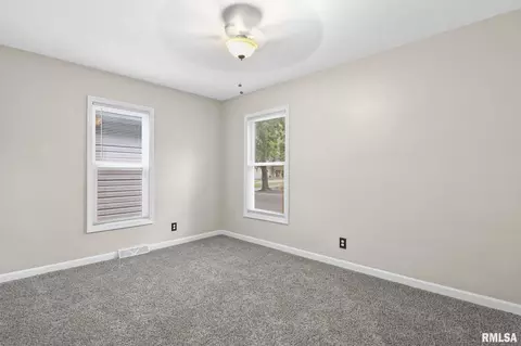 2400 Holmes Ave, Springfield, IL 62704 photo 20