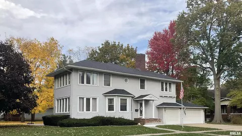 616 NW 4th Ave, Galva, IL 61434
