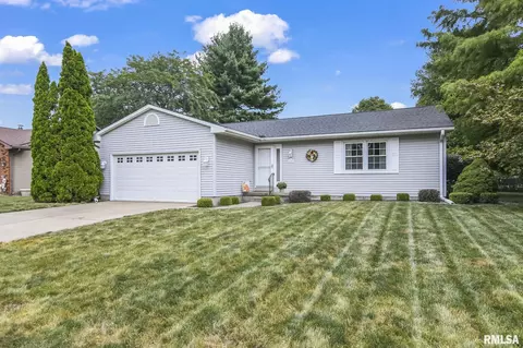 2501 Winfield Dr, Springfield, IL 62704 photo 2