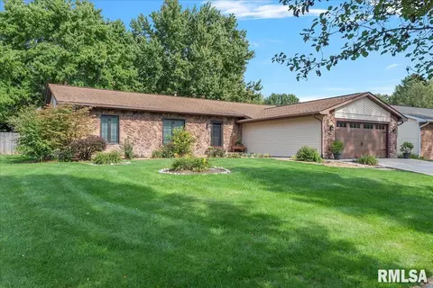 8013 Hunt Rd, Springfield, IL 62712 photo 2