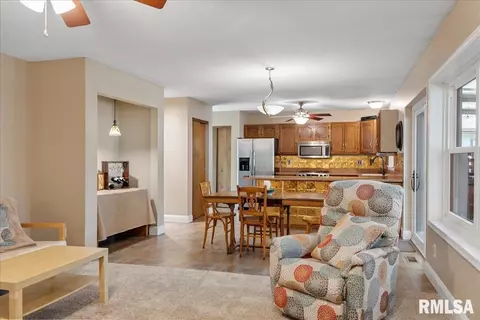 8013 Hunt Rd, Springfield, IL 62712 photo 21