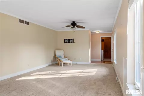 8013 Hunt Rd, Springfield, IL 62712 photo 9