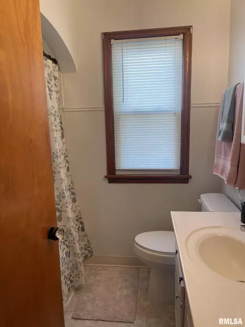 2532 S 5th St, Springfield, IL 62703 photo 9