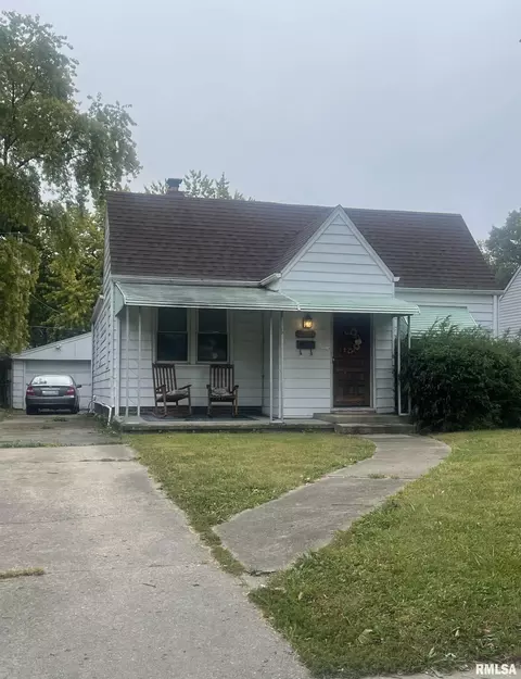 2532 S 5th St, Springfield, IL 62703