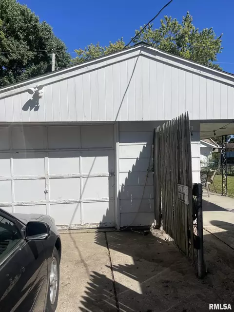 2532 S 5th St, Springfield, IL 62703 photo 11