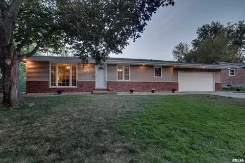 3601 Tiffany Ln, Quincy, IL 62305