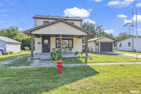 366 Kimber St, Waverly, IL 62692