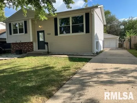2316 Stokebridge Rd, Springfield, IL 62702