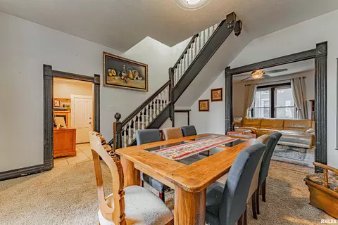 111 N Vine St, Mount Pulaski, IL 62548 photo 7