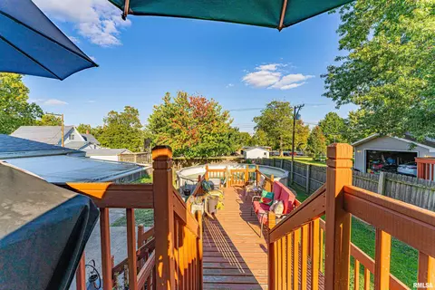 111 N Vine St, Mount Pulaski, IL 62548 photo 26