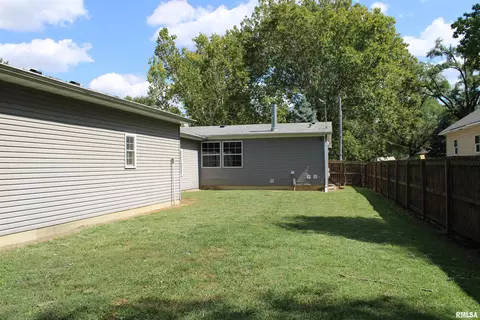 845 Forrest Ave, Springfield, IL 62702 photo 55