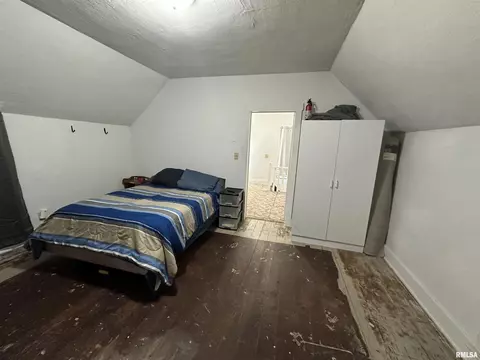 260 W Miller St, Hull, IL 62343 photo 14