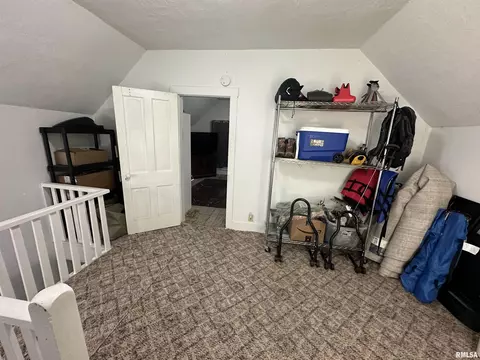 260 W Miller St, Hull, IL 62343 photo 11