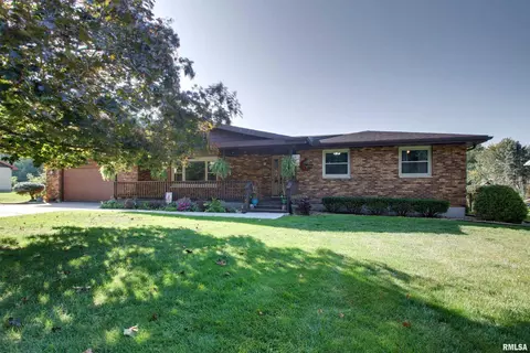 2004 Marla Dr, Quincy, IL 62305