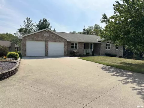 5101 Lookout Rdg, Quincy, IL 62305