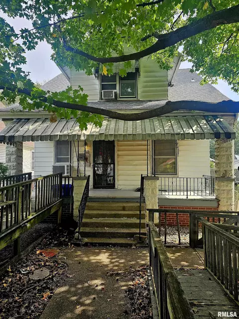 2336 S 10th St, Springfield, IL 62703 photo 2