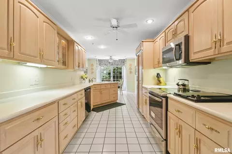 2014 S Illini Rd, Springfield, IL 62704 photo 16