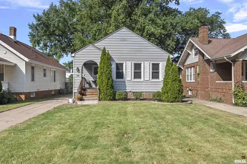 2057 S State St, Springfield, IL 62704