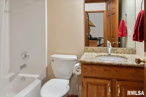 2708 Chase Dr, Springfield, IL 62704 photo 32