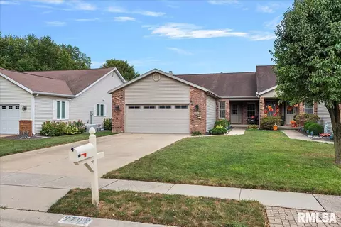 2708 Chase Dr, Springfield, IL 62704 photo 2