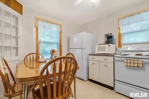 3530 Sherman St, Springfield, IL 62703 photo 6